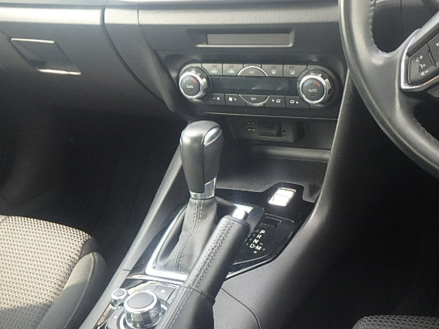 MAZDA AXELA 15S PKG - 2018