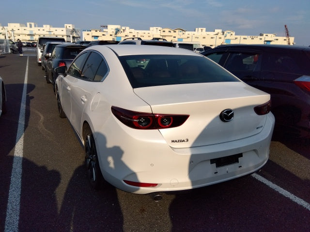 MAZDA MAZDA3 15S 100TH MEMORY -2020