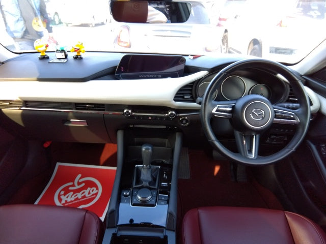 MAZDA MAZDA3 15S 100TH MEMORY -2020