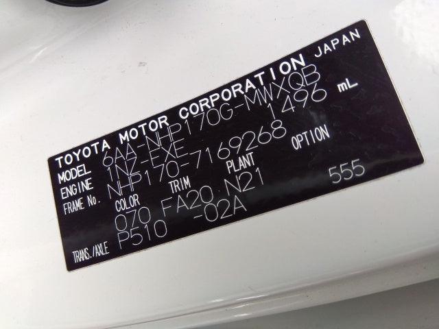 TOYOTA SIENTA-HYBRID-2019