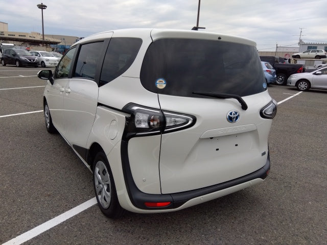 TOYOTA SIENTA-HYBRID-2019