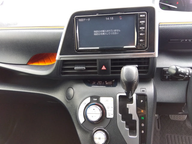 TOYOTA SIENTA-HYBRID-2019