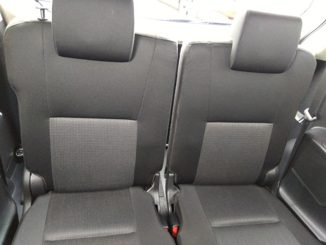 TOYOTA SIENTA-HYBRID-2019