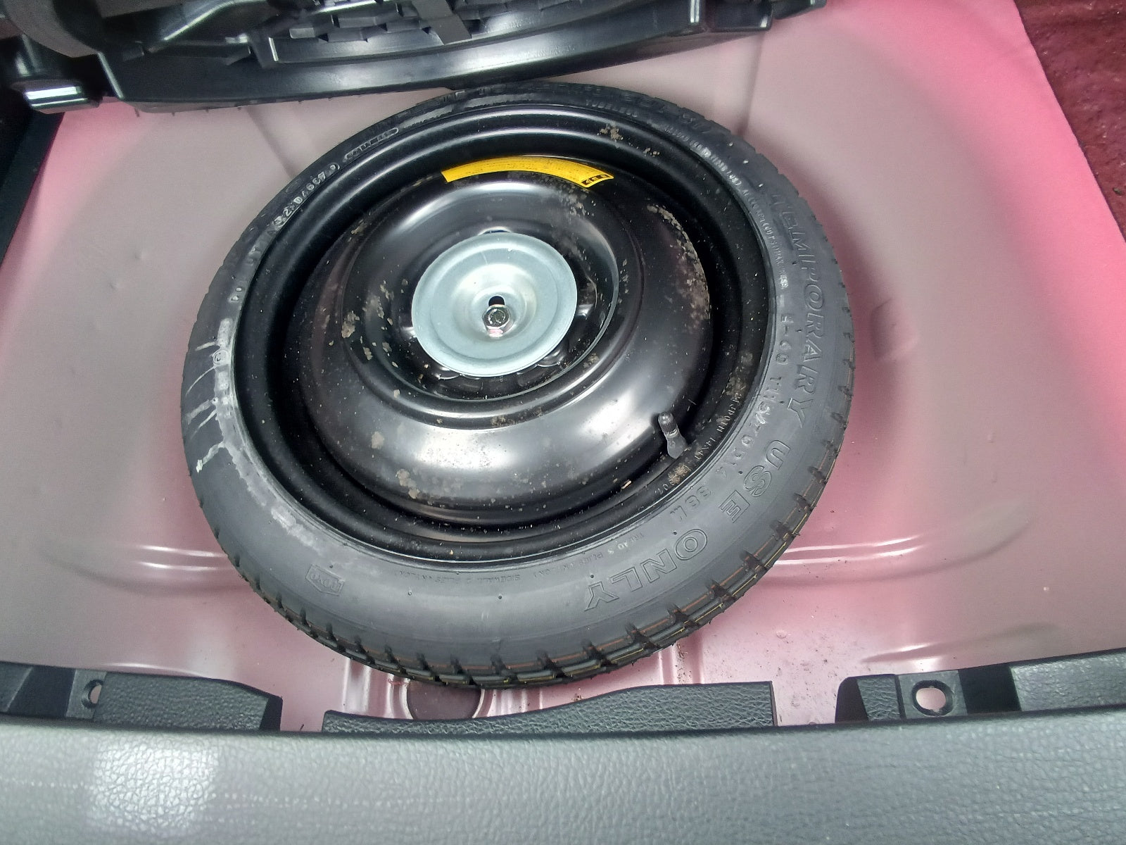 MAZDA VERISA 2008 RED