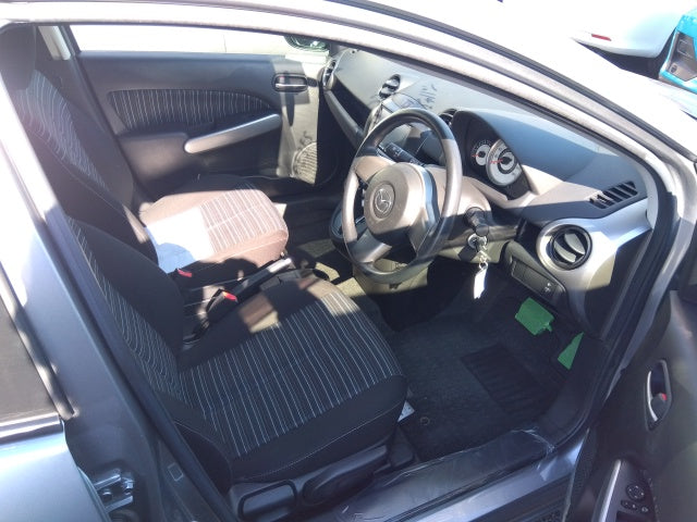 MAZDA DEMIO-13C -2010