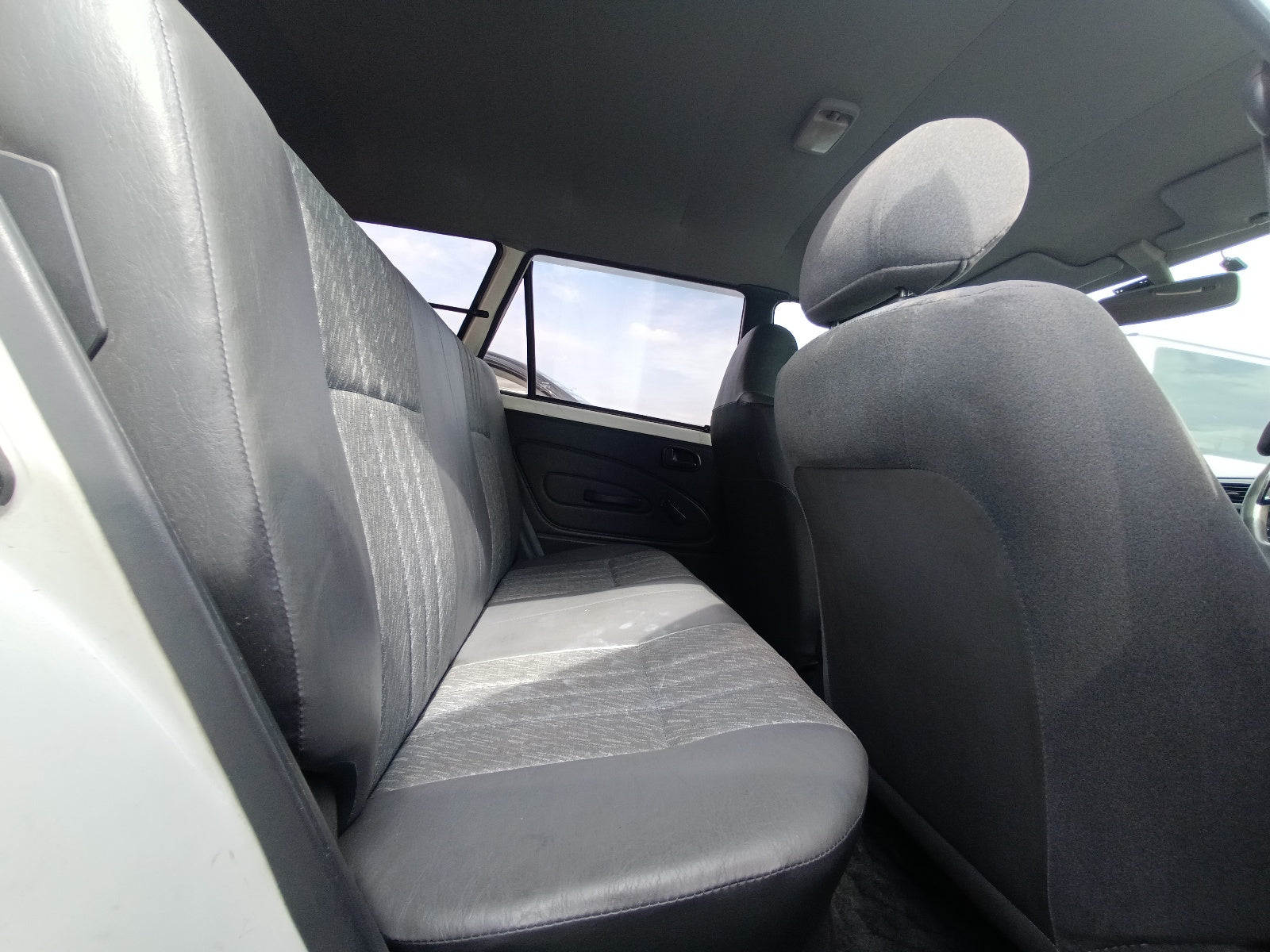 TOYOTA COROLLA VAN DX 2000