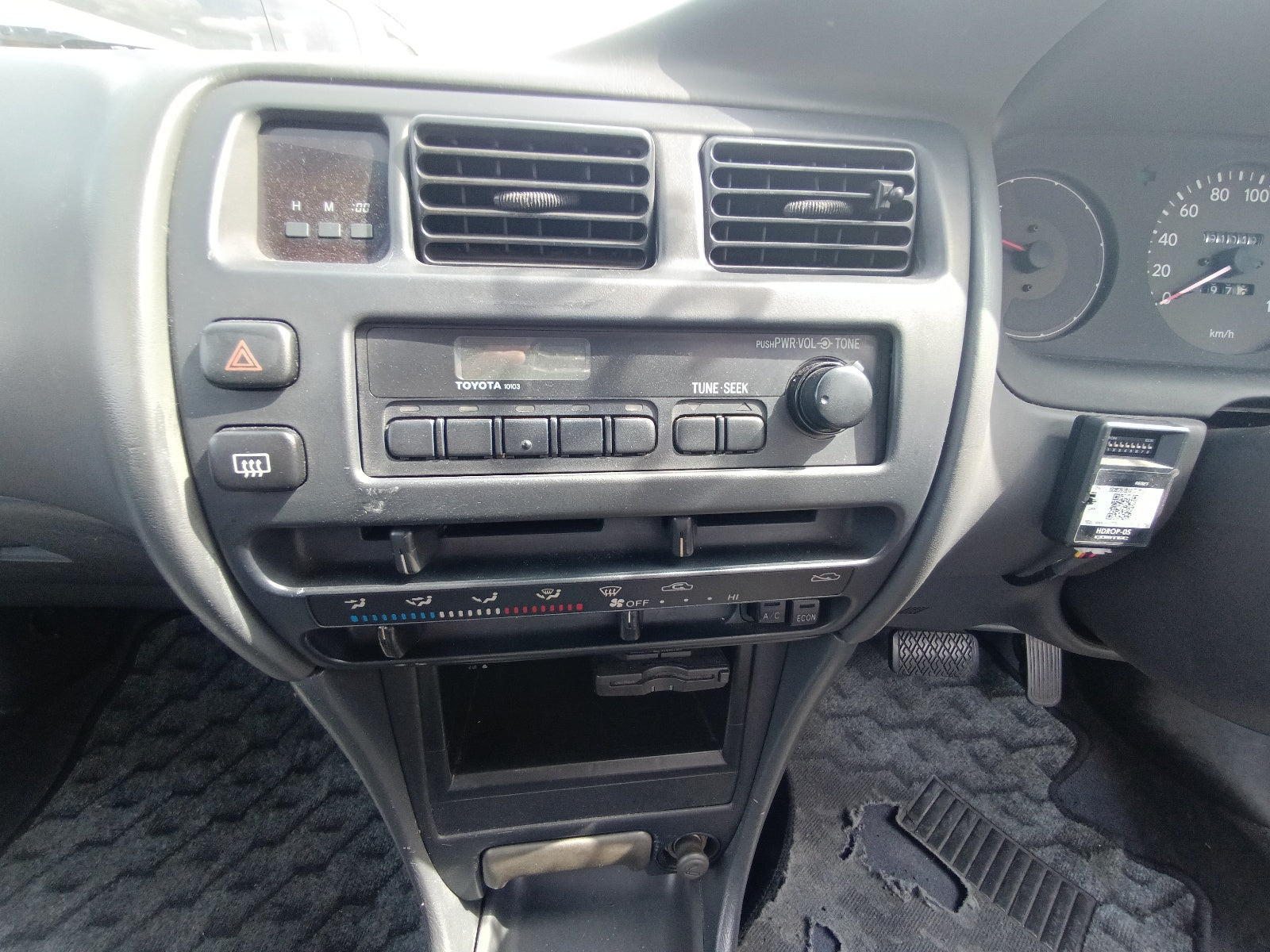TOYOTA COROLLA VAN DX 2000