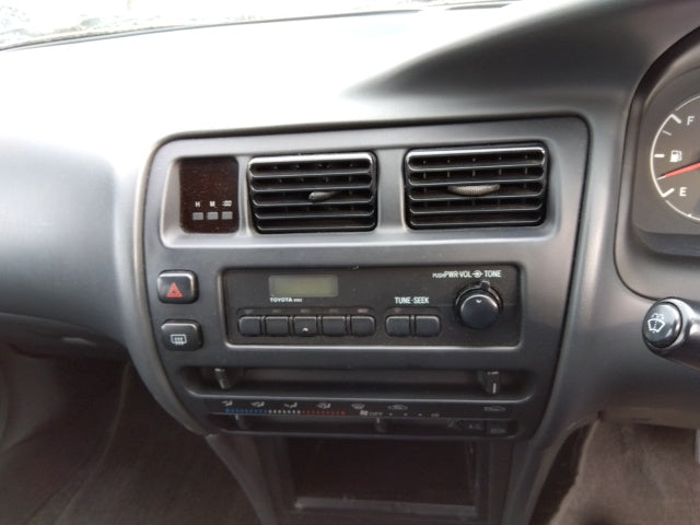 TOYOTA COROLLA VAN-DX-2000