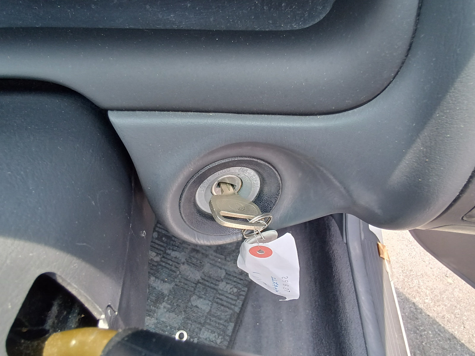 TOYOTA COROLLA VAN-DX PACKAGE-2001