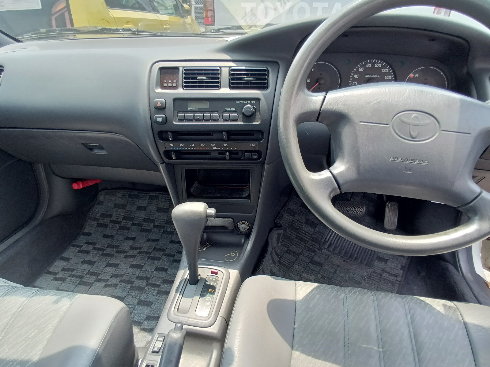 TOYOTA COROLLA VAN-DX PACKAGE-2001