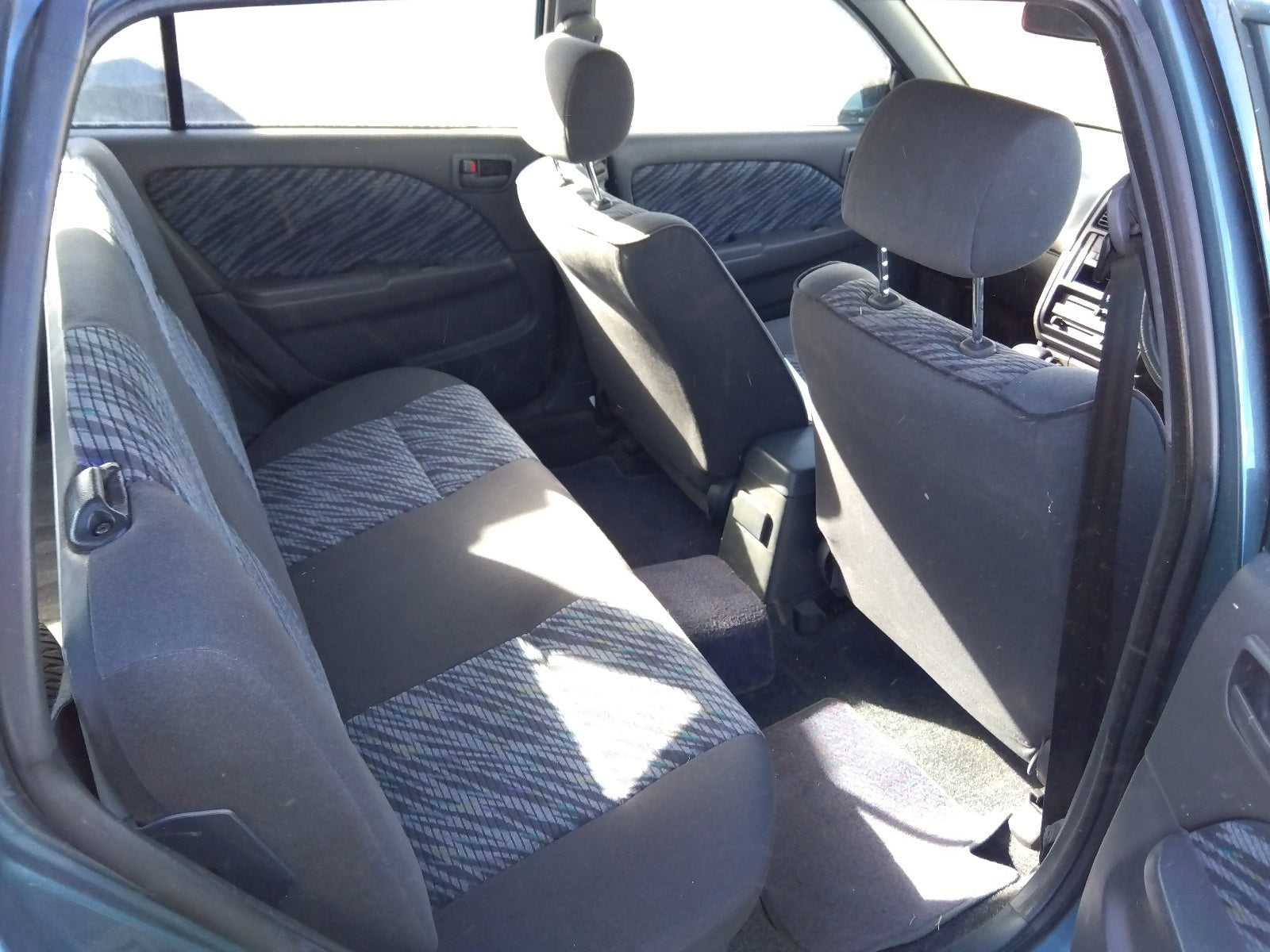 TOYOTA CALDINA VAN-2000