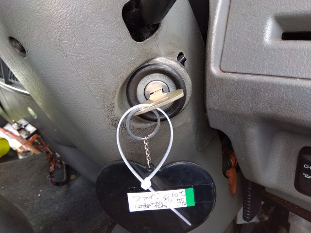 MITSUBISHI FUSO FIGHTER-2003