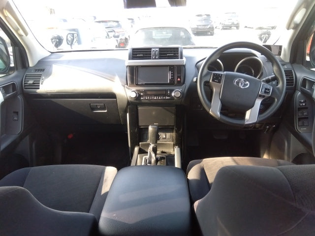 TOYOTA LAND CRUISER PRADO 2017