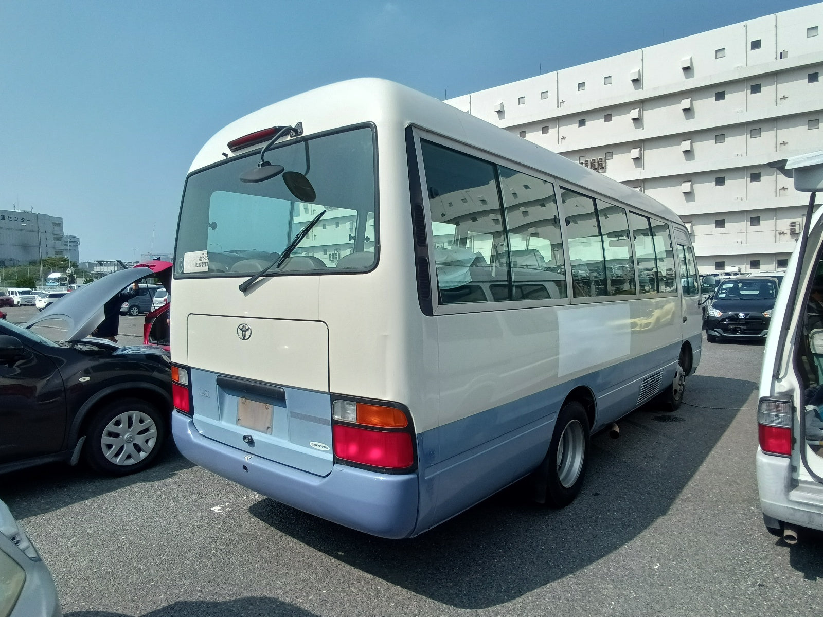 TOYOTA COASTER LX-2001