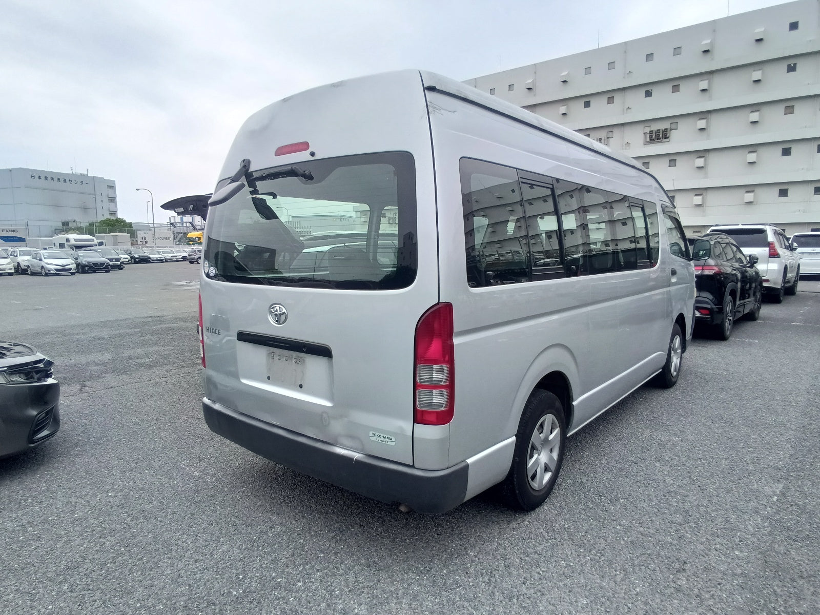 TOYOTA HIACE S LONG DX TURBO 4D