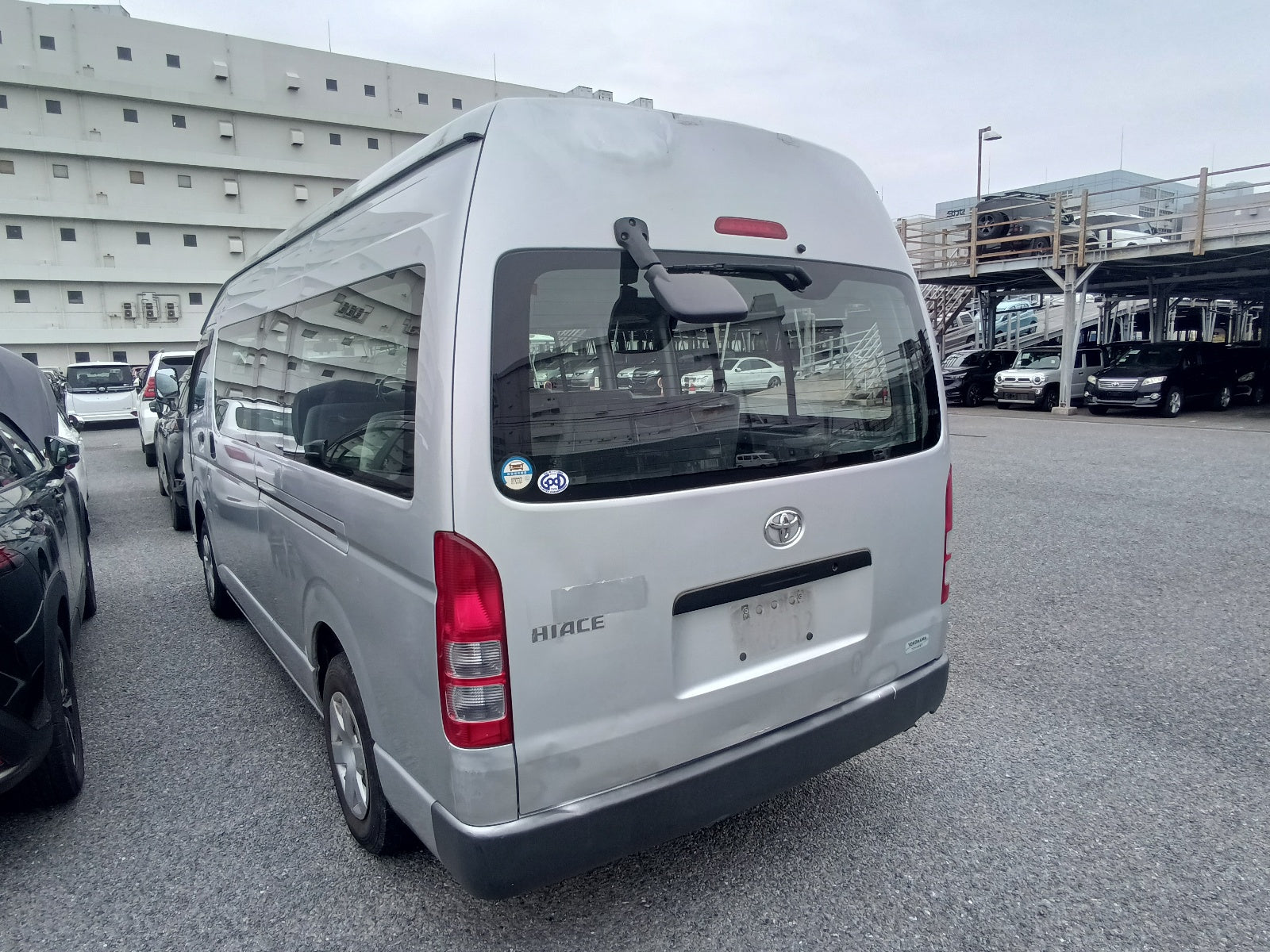 TOYOTA HIACE S LONG DX TURBO 4D