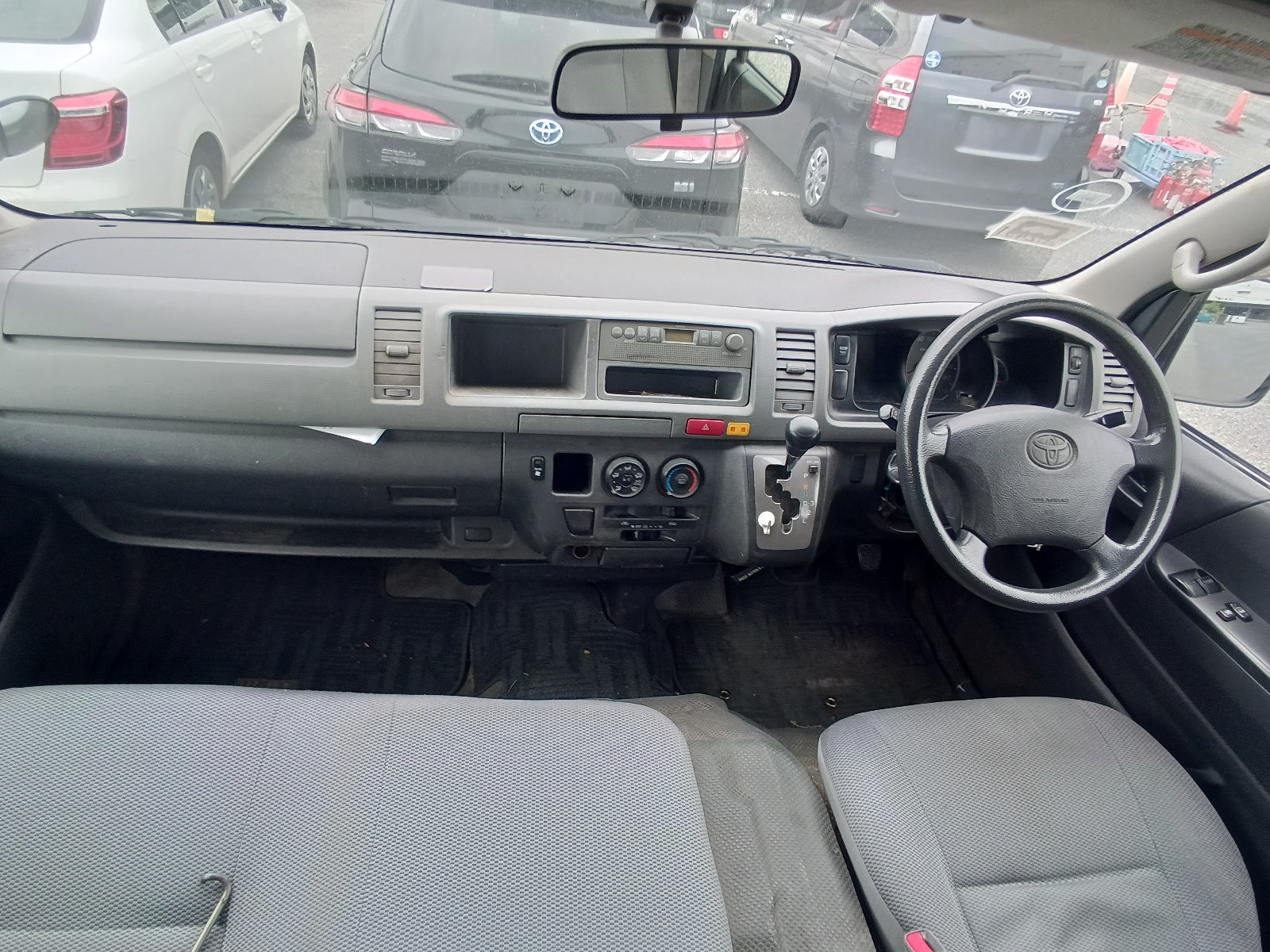 TOYOTA HIACE S LONG DX TURBO 4D