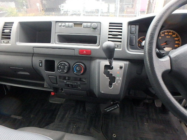 TOYOTA HIACE-DX 4D-2008