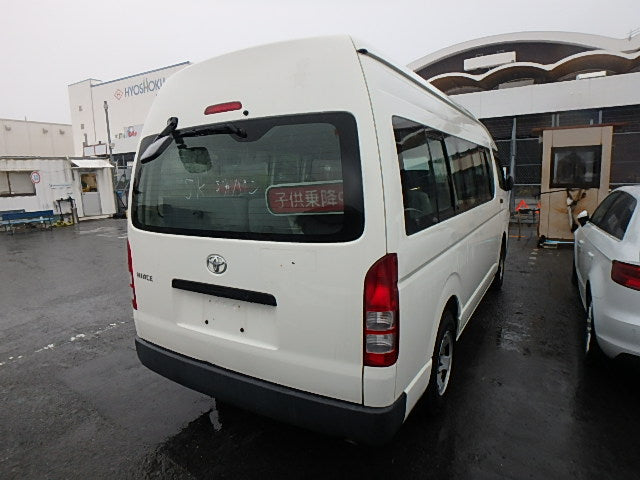 TOYOTA HIACE-DX 4D-2008
