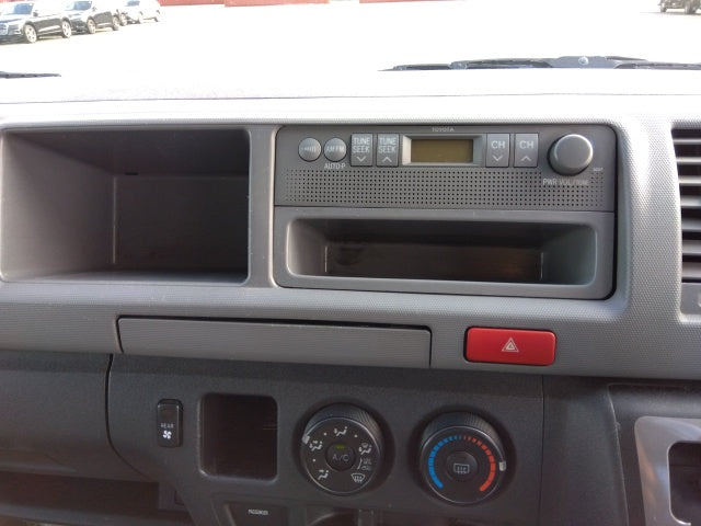 TOYOTA HIACE-15 SEATER 4WD-2007