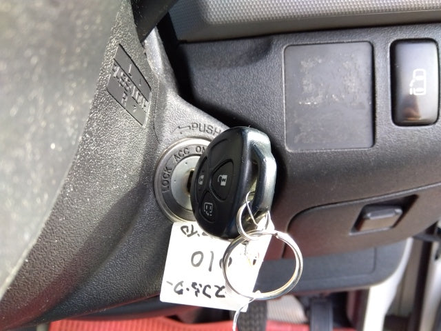 TOYOTA HIACE-15 SEATER 4WD-2007