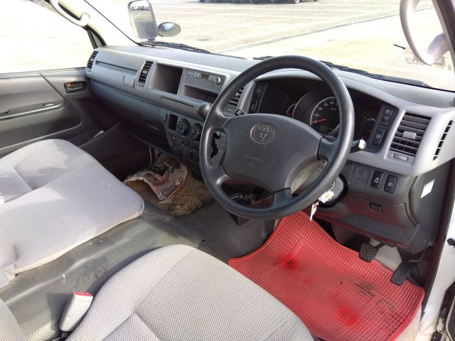 TOYOTA HIACE-15 SEATER 4WD-2007