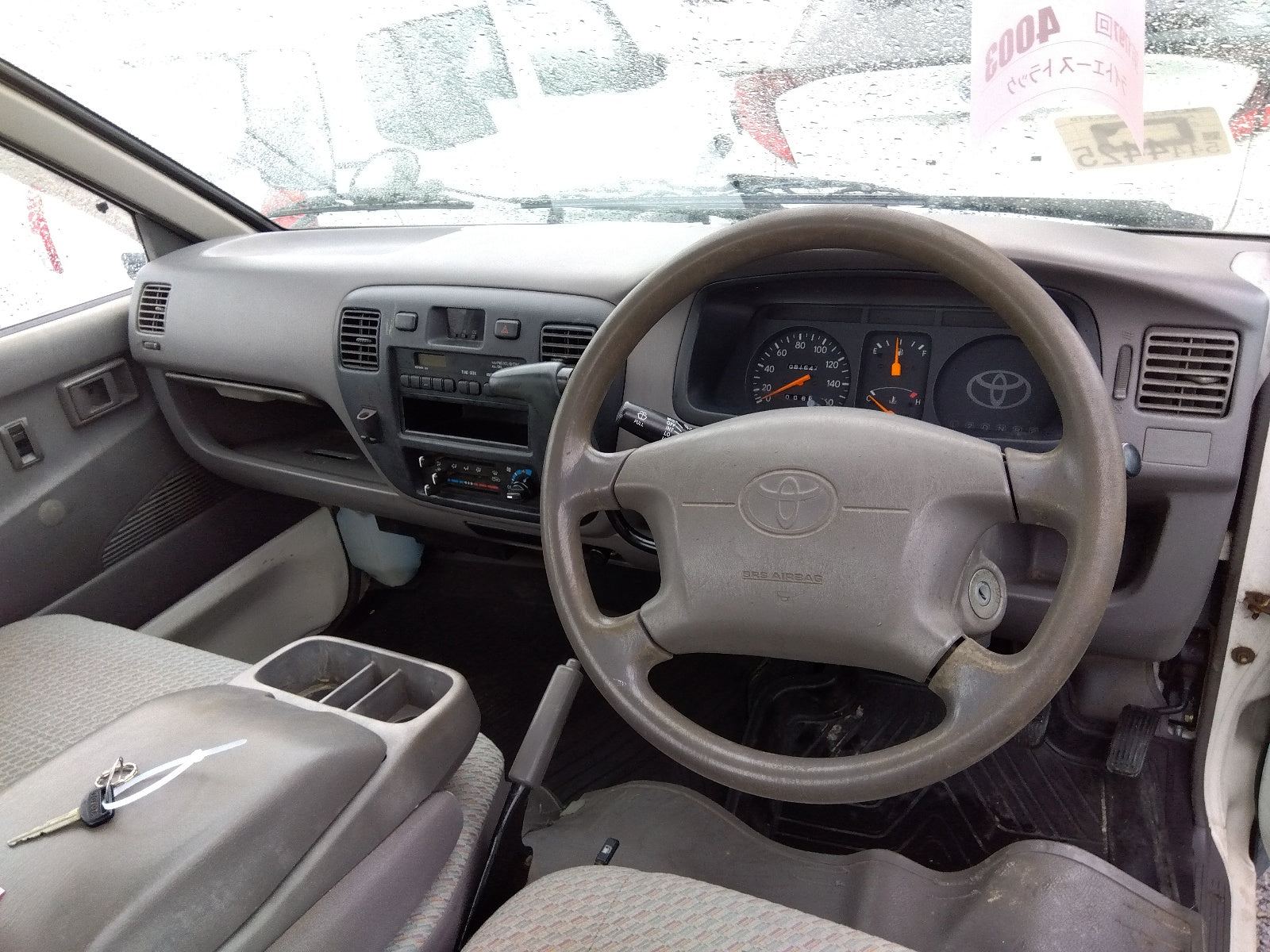 TOYOTA LITE ACE TRUCK-2004