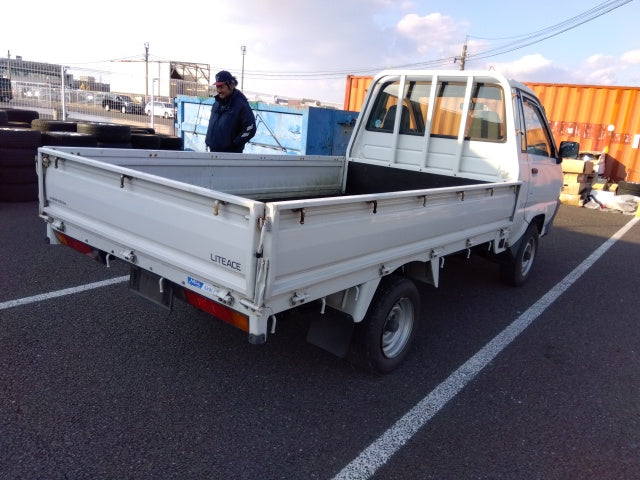TOYOTA LITE ACE TRUCK-2000