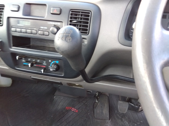 TOYOTA LITE ACE TRUCK-2000