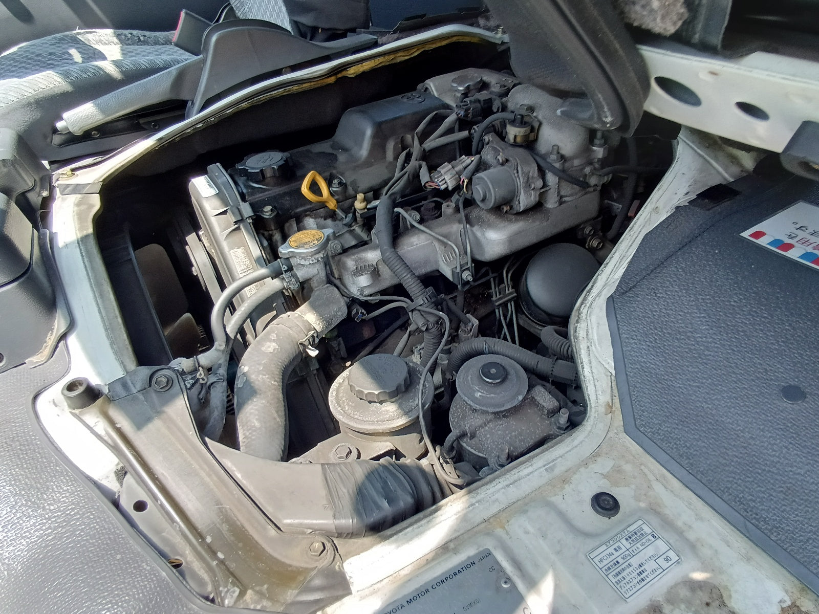 TOYOTA HIACE-DX - 2002