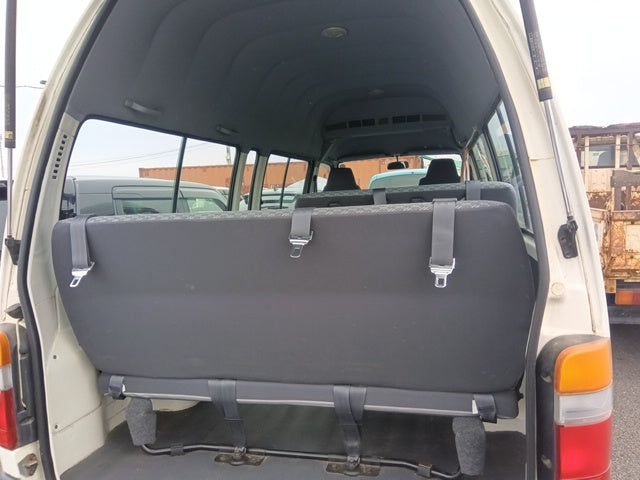 TOYOTA HIACE-DX- 2000