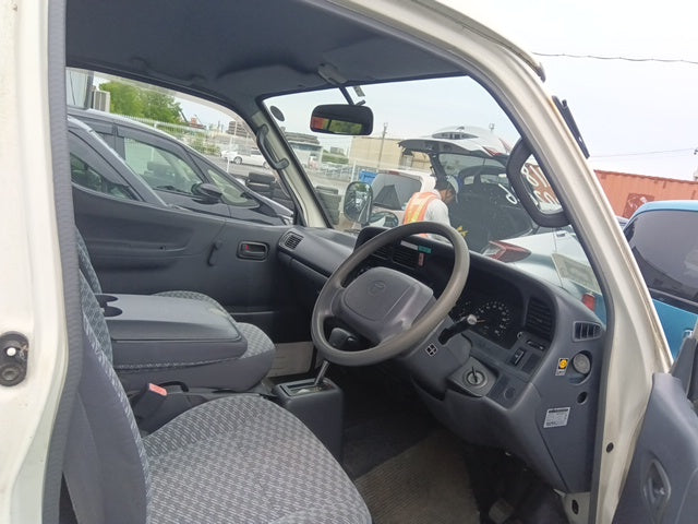 TOYOTA HIACE-DX- 2000