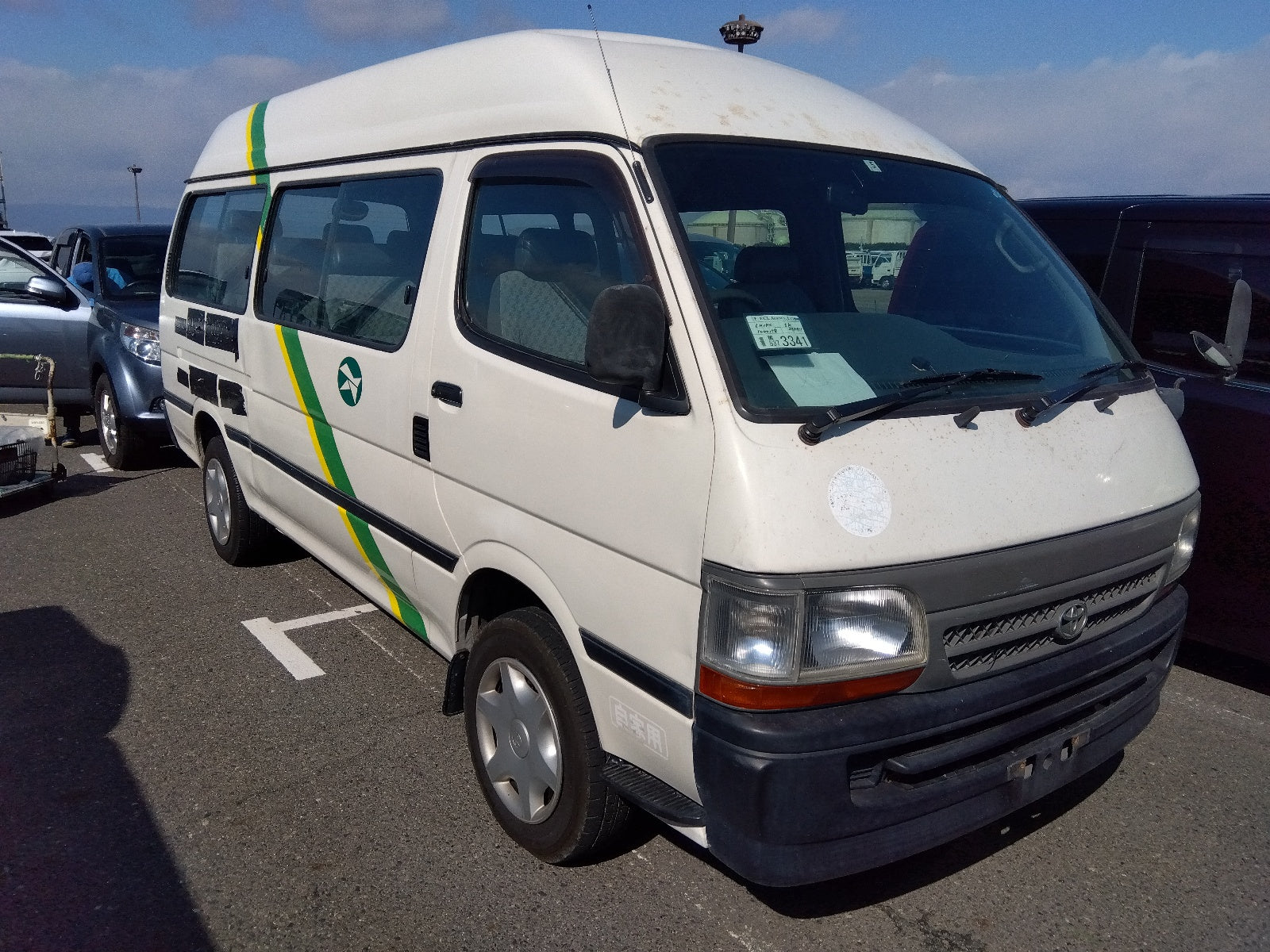 TOYOTA HIACE-SUPER LONG GL- 2000