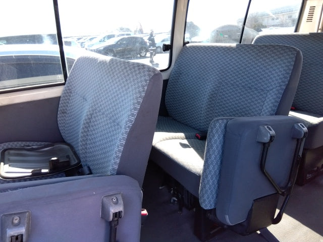 TOYOTA HIACE-DX- 2000