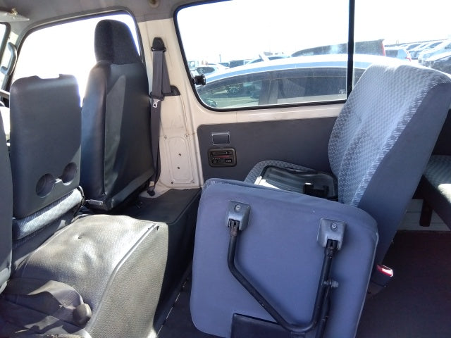 TOYOTA HIACE-DX- 2000