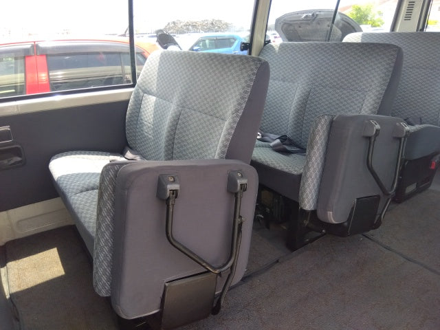 TOYOTA HIACE VAN 2001 DX