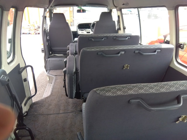 TOYOTA HIACE VAN 2001 DX