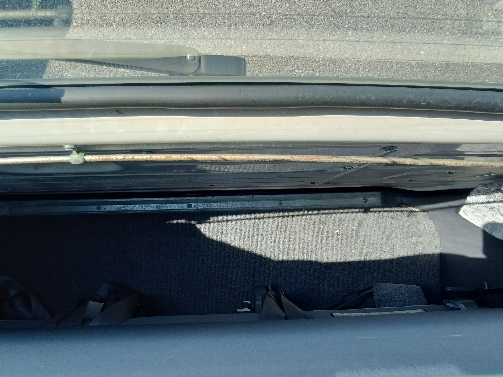 TOYOTA HIACE-SUPER GL LONG- 2002