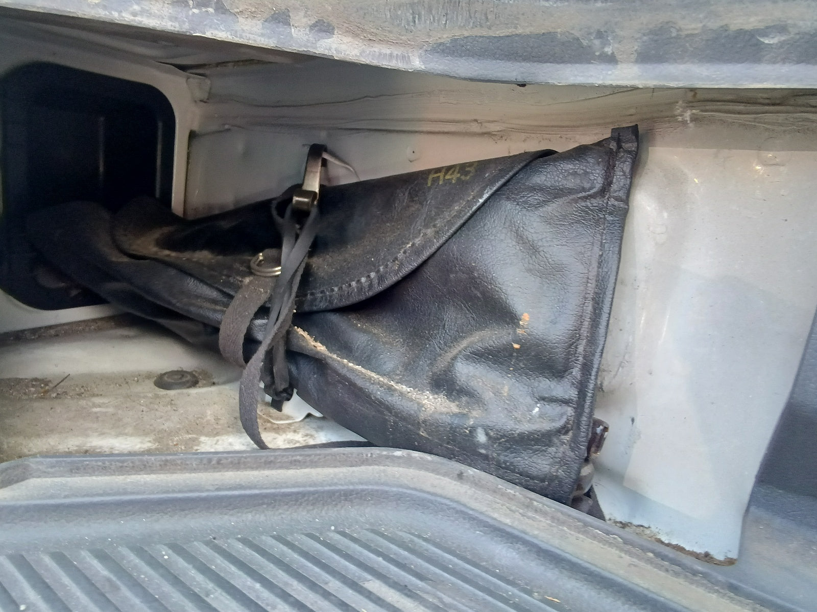 TOYOTA HIACE 2003 WHITE SUPER LONG DX