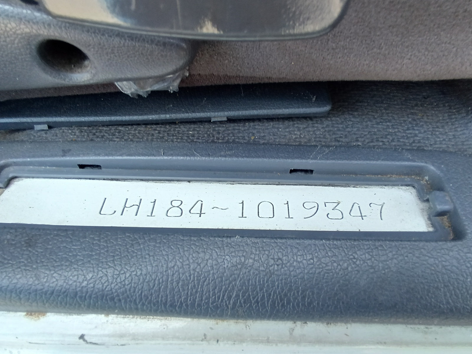 TOYOTA HIACE-SUPER DX LONG- 2004