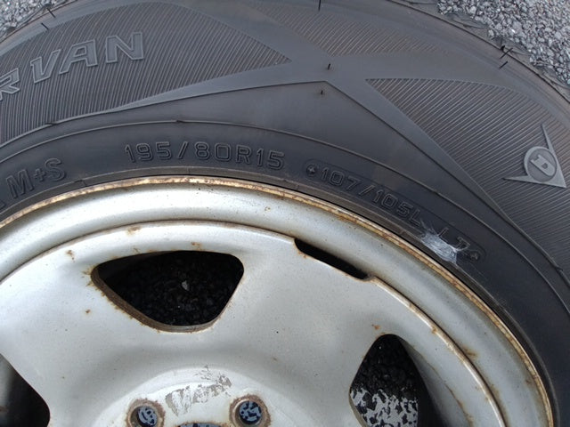 TOYOTA HIACE 2004 WHITE