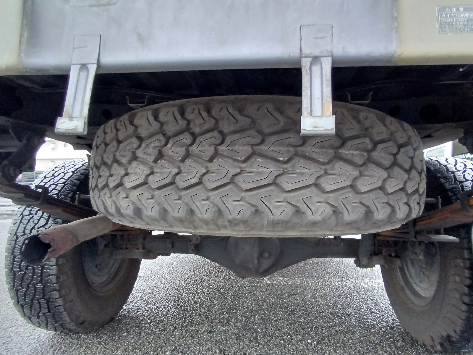 TOYOTA HILUX-2000-DOUBLE CAB BEIGE