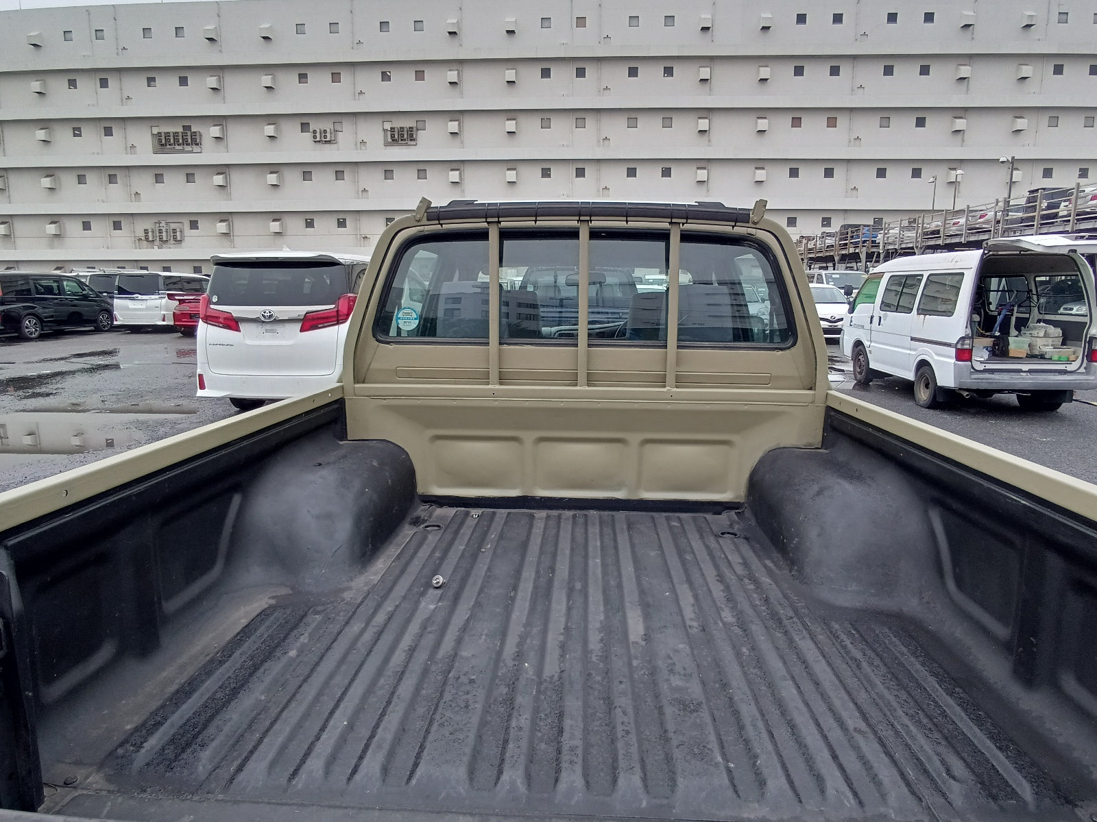 TOYOTA HILUX-2000-DOUBLE CAB BEIGE