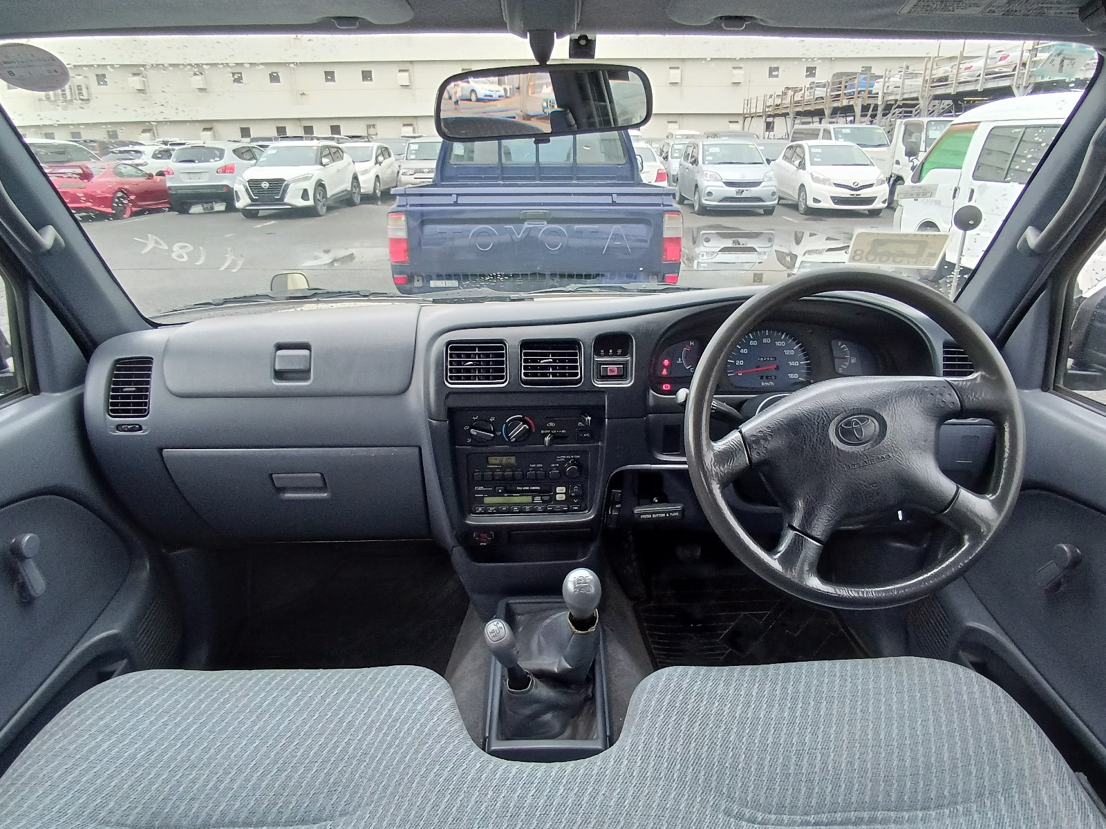 TOYOTA HILUX-2000-DOUBLE CAB BEIGE