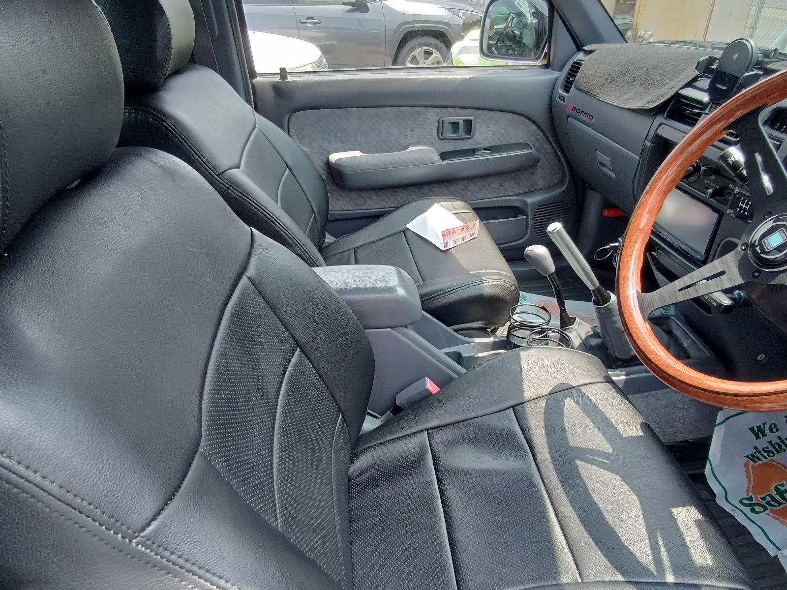 TOYOTA HILUX-2001-3.0D Sports