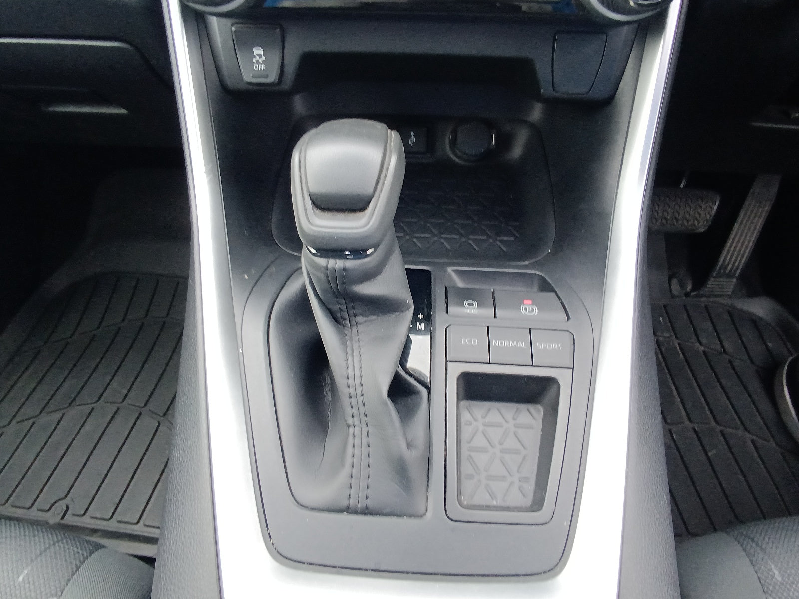 TOYOTA RAV4-X -2021 BLACK