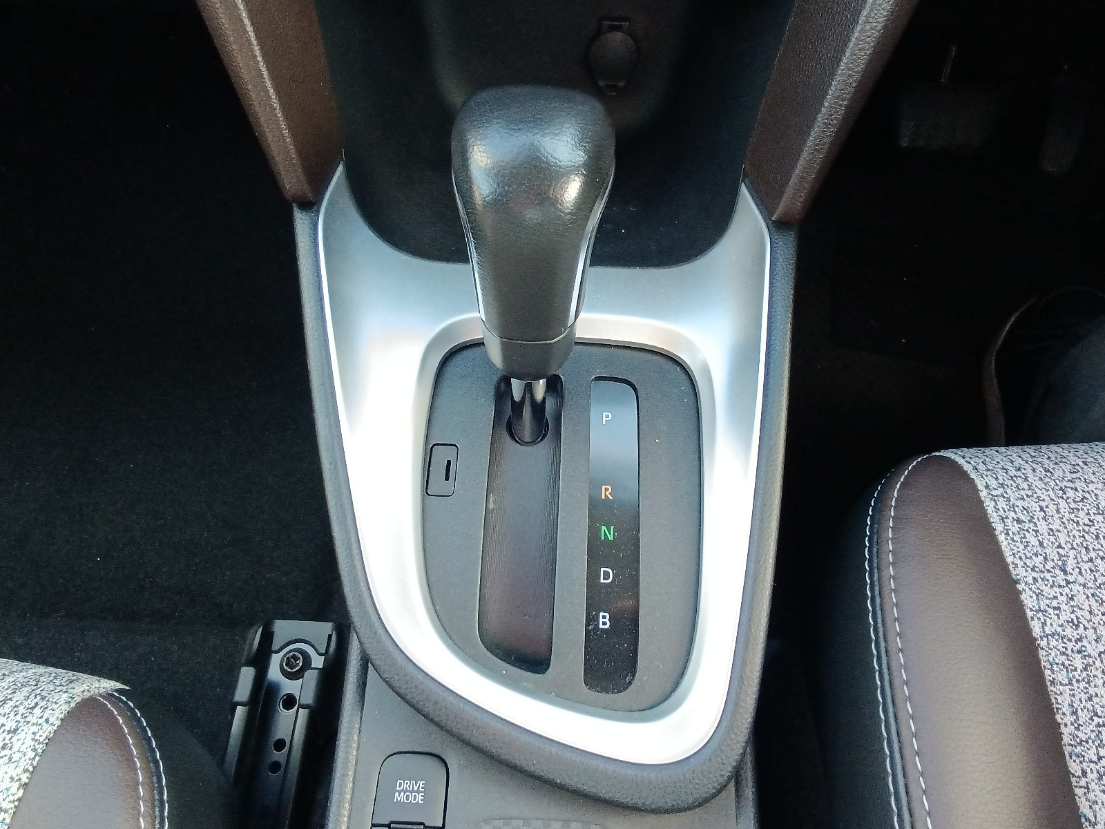 TOYOTA YARIS CROSS HYBRID 2021 HYBRID Z RED