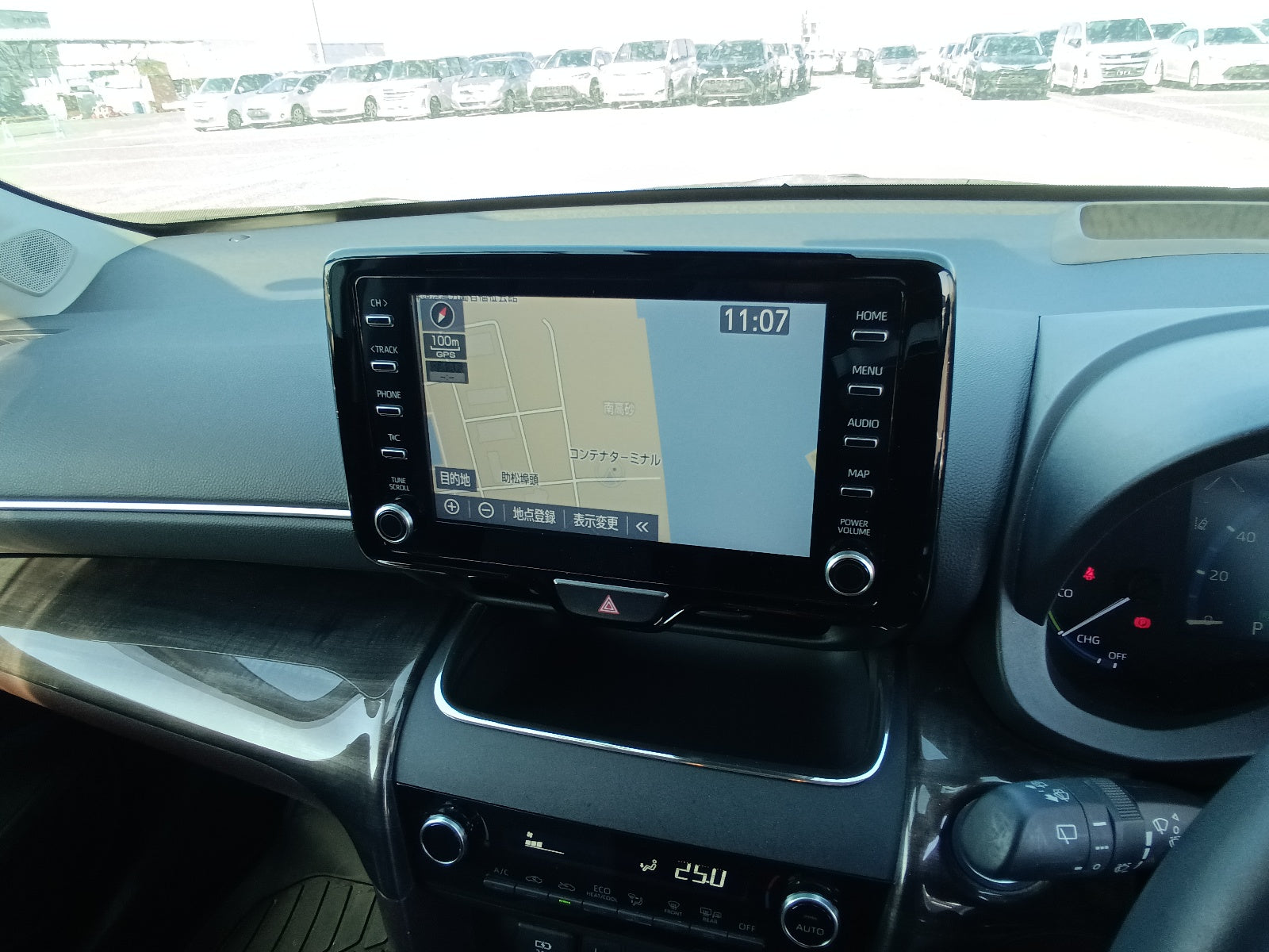 TOYOTA YARIS CROSS HYBRID 2021 Z PEARL WHITE