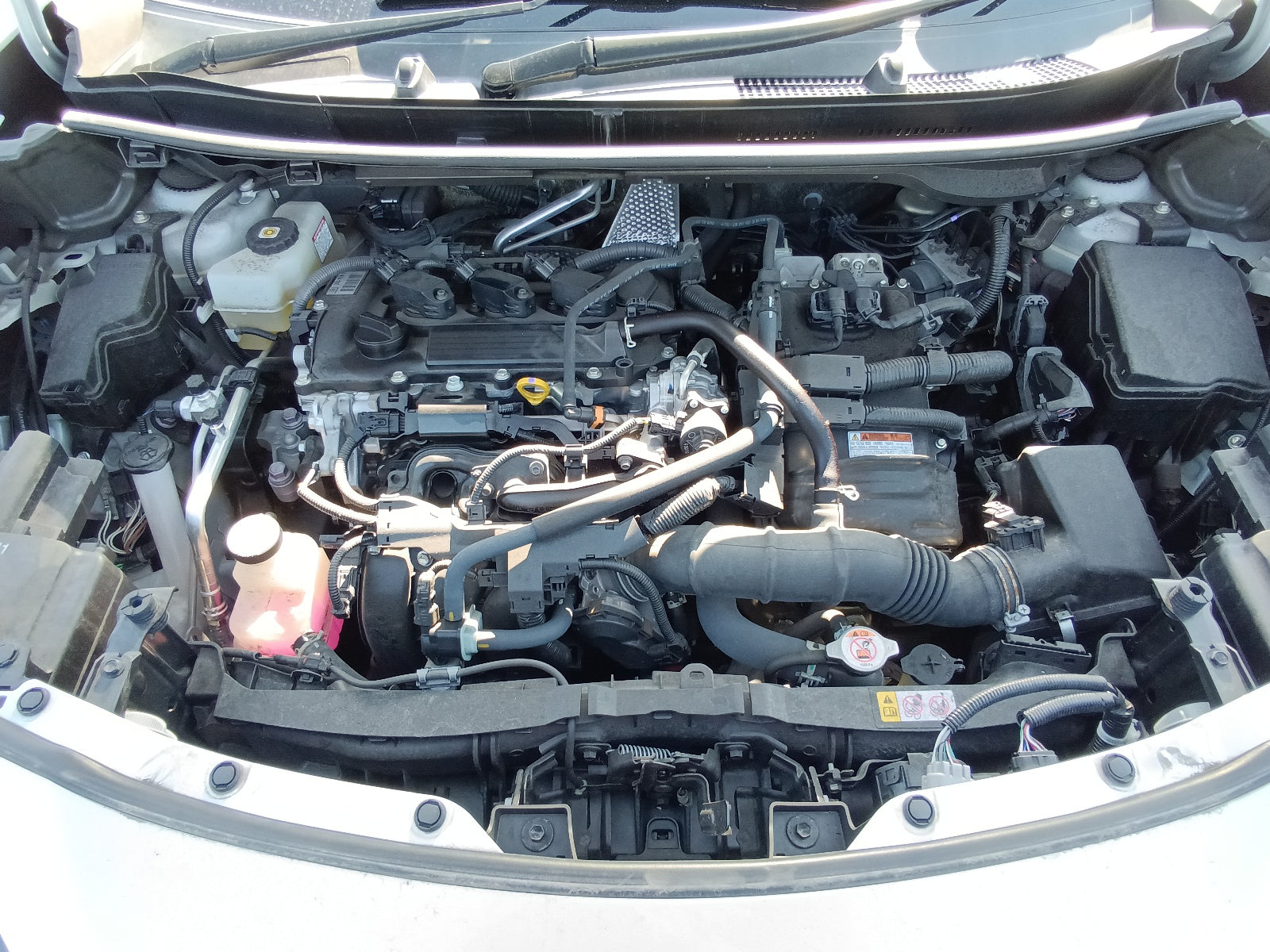 TOYOTA YARIS CROSS HYBRID 2021 Z PEARL WHITE