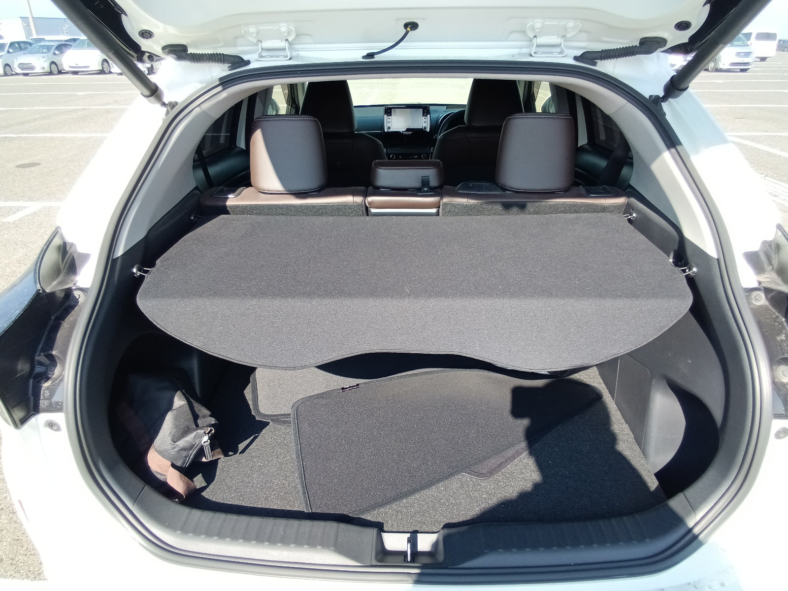 TOYOTA YARIS CROSS HYBRID 2021 Z PEARL WHITE